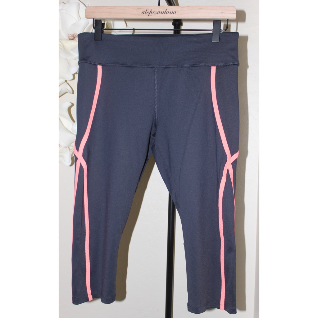 F21 Capri Leggings
